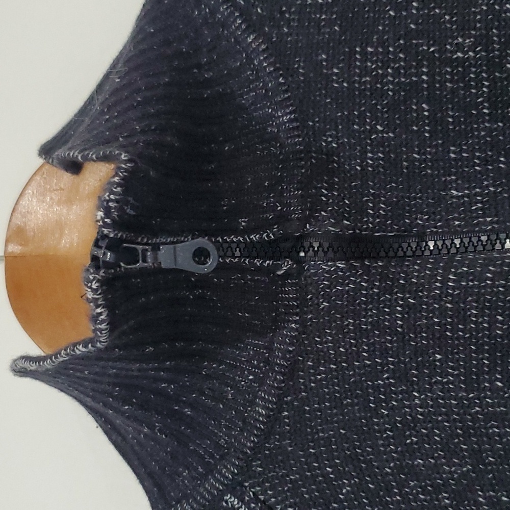 Soft Cotton 3/4 zip Navy/dark gray Ribbed Sweater size L - Picture 7 of 9